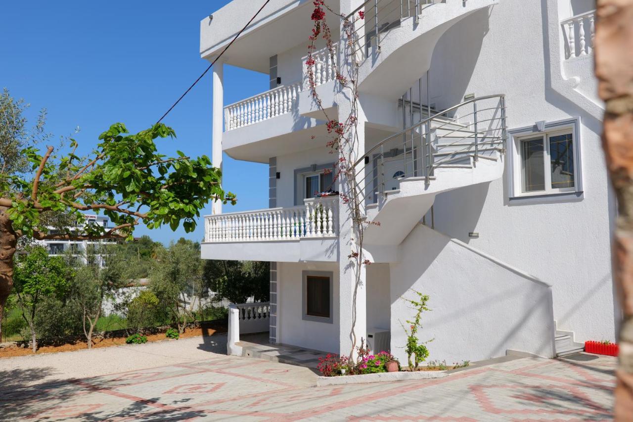 Vila Unique Aparthotel Ksamil Buitenkant foto