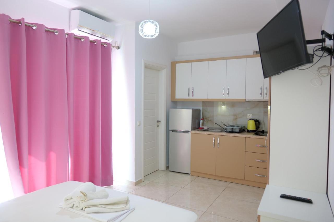 Vila Unique Aparthotel Ksamil Buitenkant foto