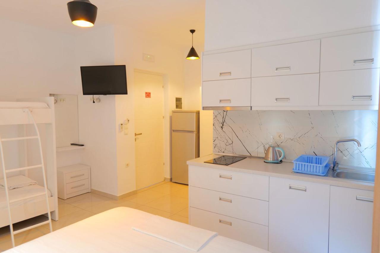 Vila Unique Aparthotel Ksamil Buitenkant foto